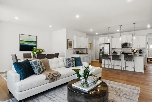 $489,385 | 6855 Kenwood Lane, Hamel, MN 55340