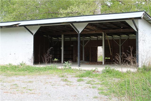 1420 Sears Roebuck Road Tullahoma, TN 37388 - Photo 2 of 16 Gallery Image 2