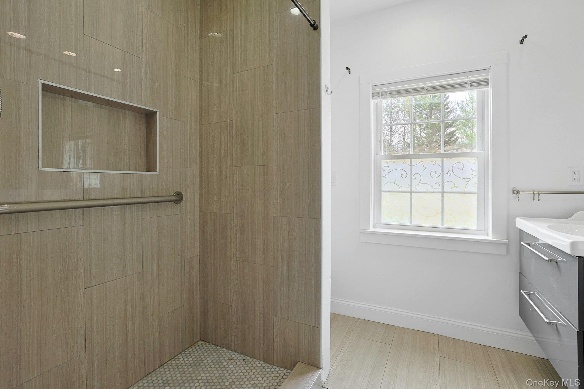 200 Bardonia Road Bardonia, NY 10954 - Photo 12 of 34