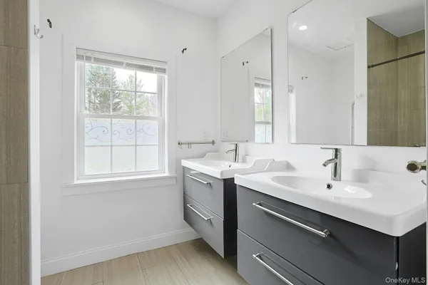 $892,800 | 200 Bardonia Road, Bardonia, NY 10954