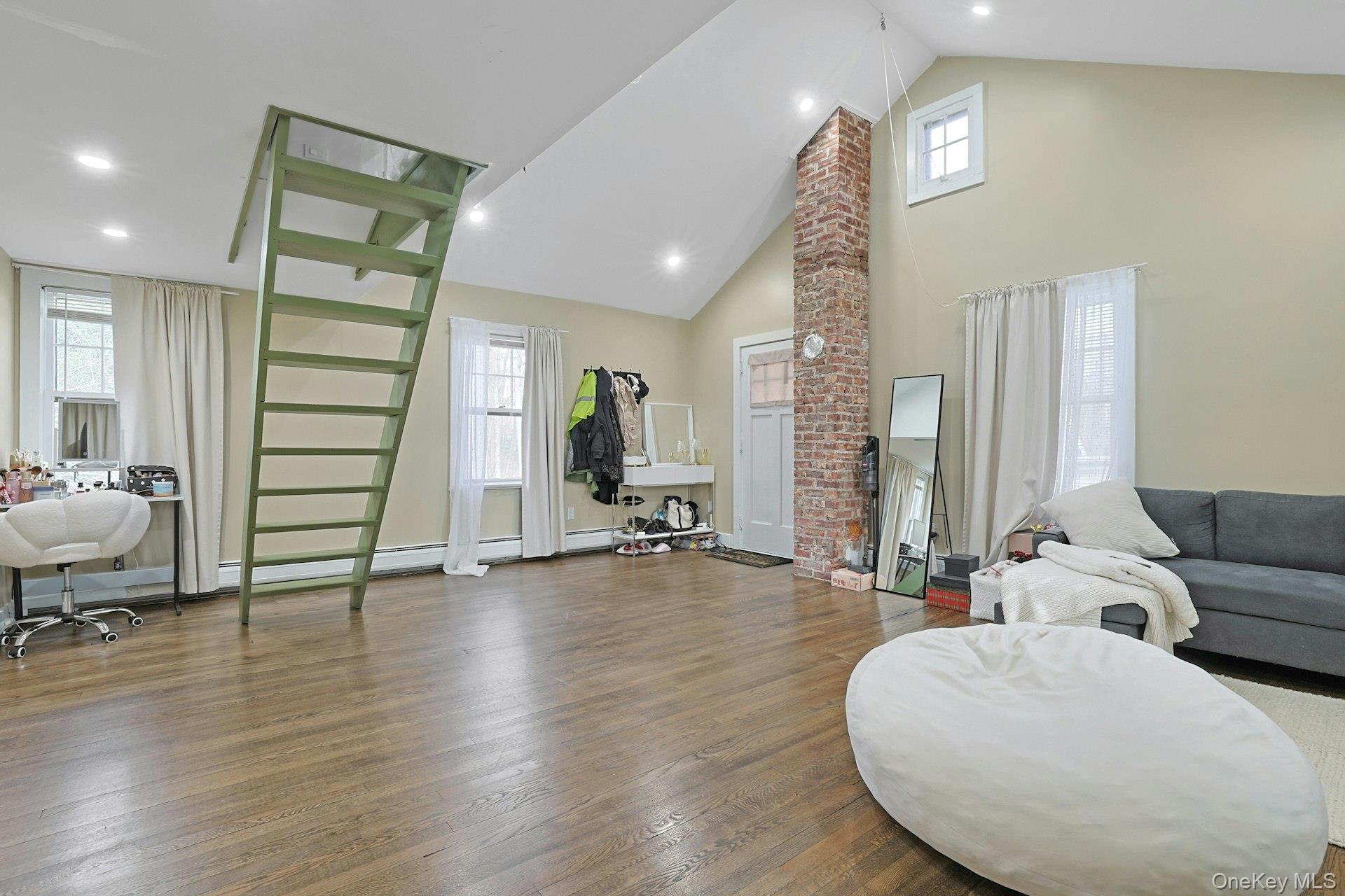 200 Bardonia Road Bardonia, NY 10954 - Photo 29 of 34