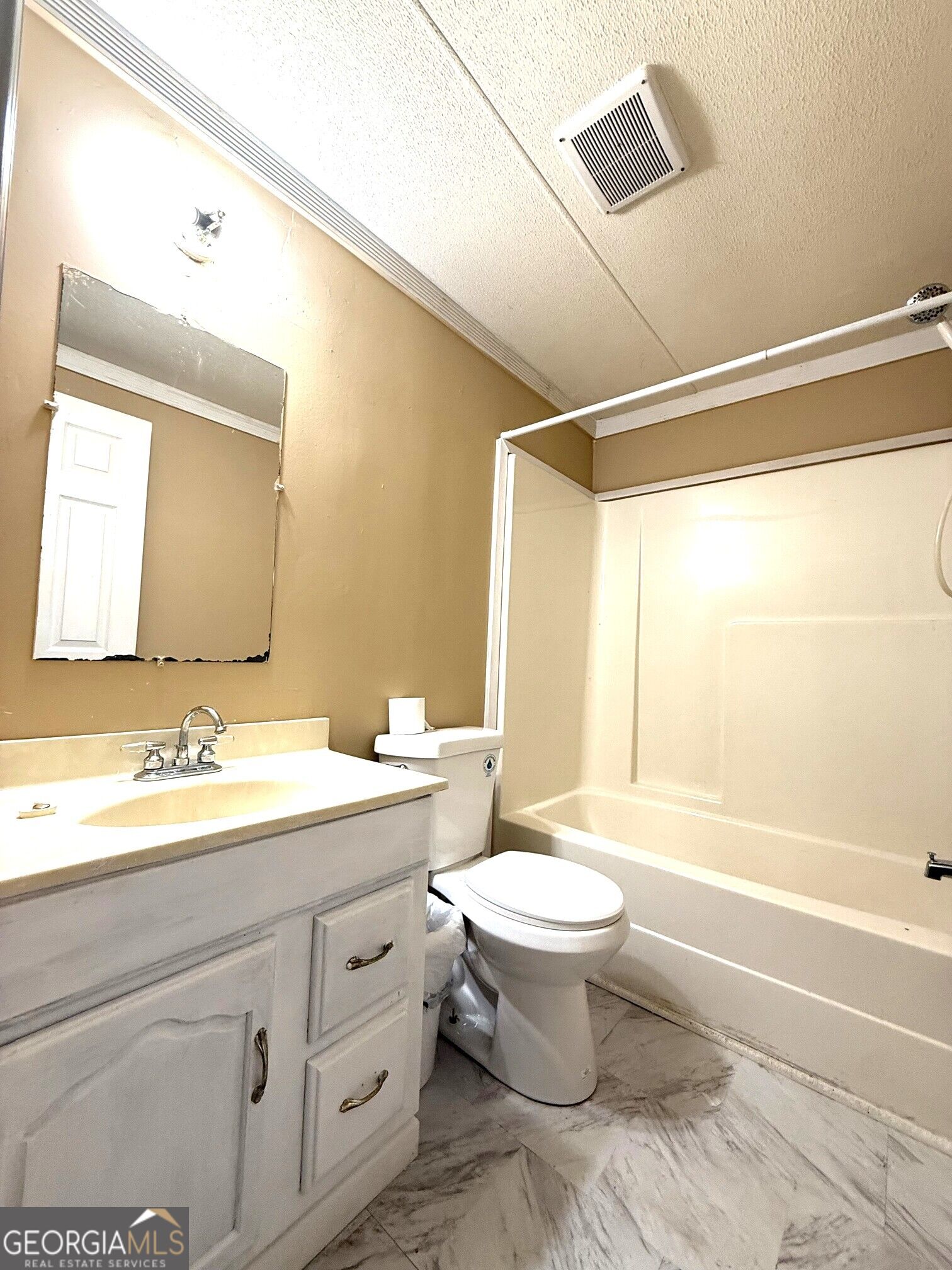 2594 Hughes Road Bowman, GA 30624 - Photo 9 of 26 Gallery Image 9