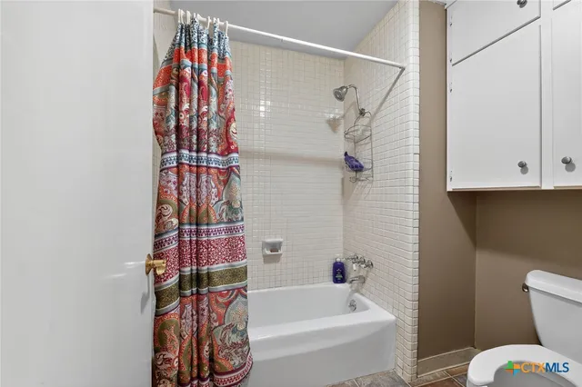 $239,000 | 205 Lakewood Drive, Gatesville, TX 76528