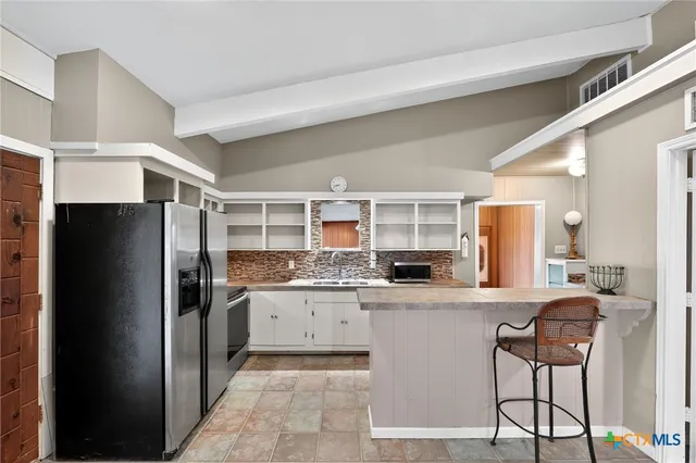 $239,000 | 205 Lakewood Drive, Gatesville, TX 76528