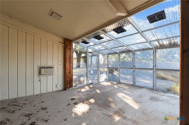 $239,000 | 205 Lakewood Drive, Gatesville, TX 76528