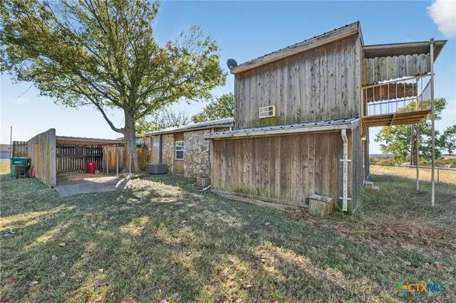 $239,000 | 205 Lakewood Drive, Gatesville, TX 76528