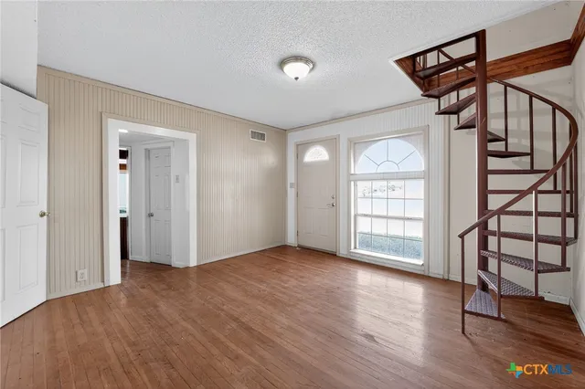 $239,000 | 205 Lakewood Drive, Gatesville, TX 76528