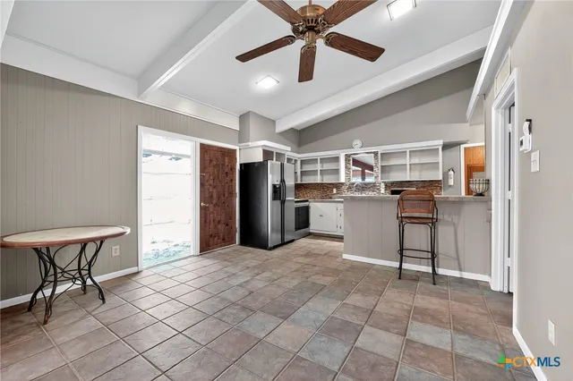 $239,000 | 205 Lakewood Drive, Gatesville, TX 76528