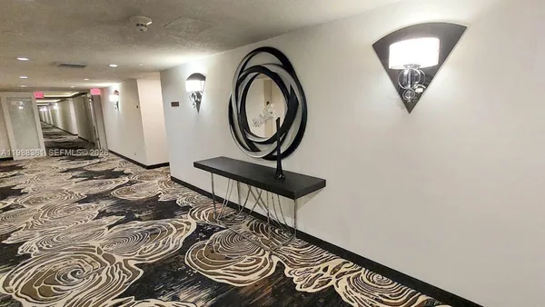 $3,950 | 1800 Northeast 114th Street, Unit 705, Miami, FL 33181