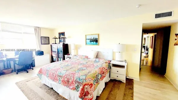 $3,950 | 1800 Northeast 114th Street, Unit 705, Miami, FL 33181