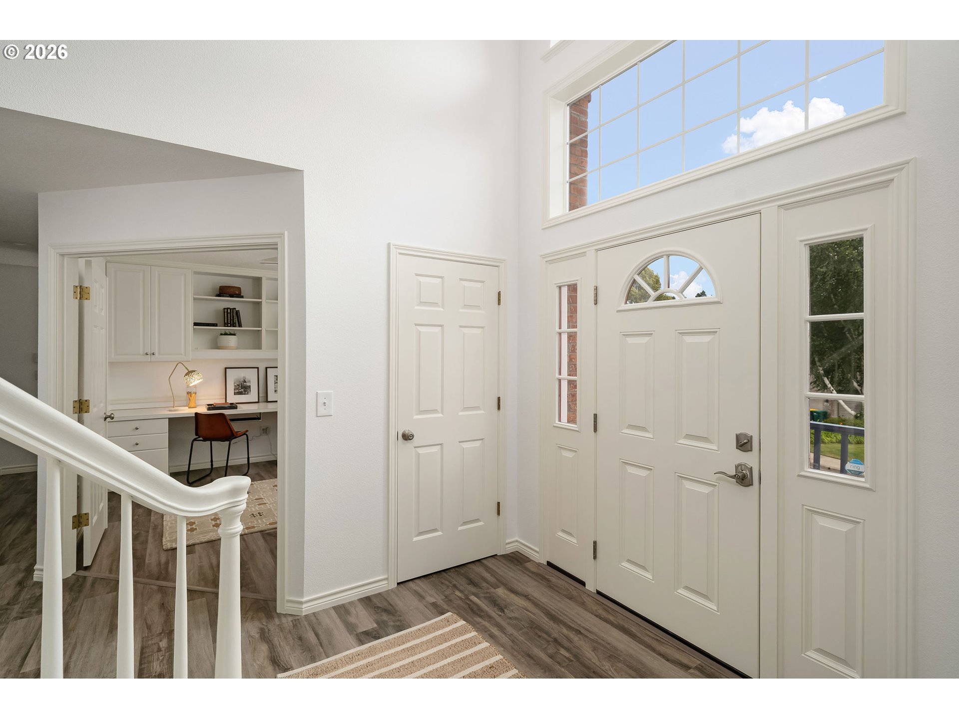 6475 Southwest Arranmore Court Portland, OR 97223 - Photo 5 of 48 Entrance/Foyer
