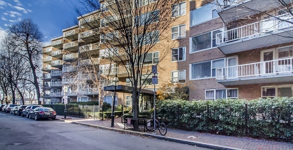 145 Pinckney Street, Unit 135 Boston, MA 02114 - Photo 4 of 7