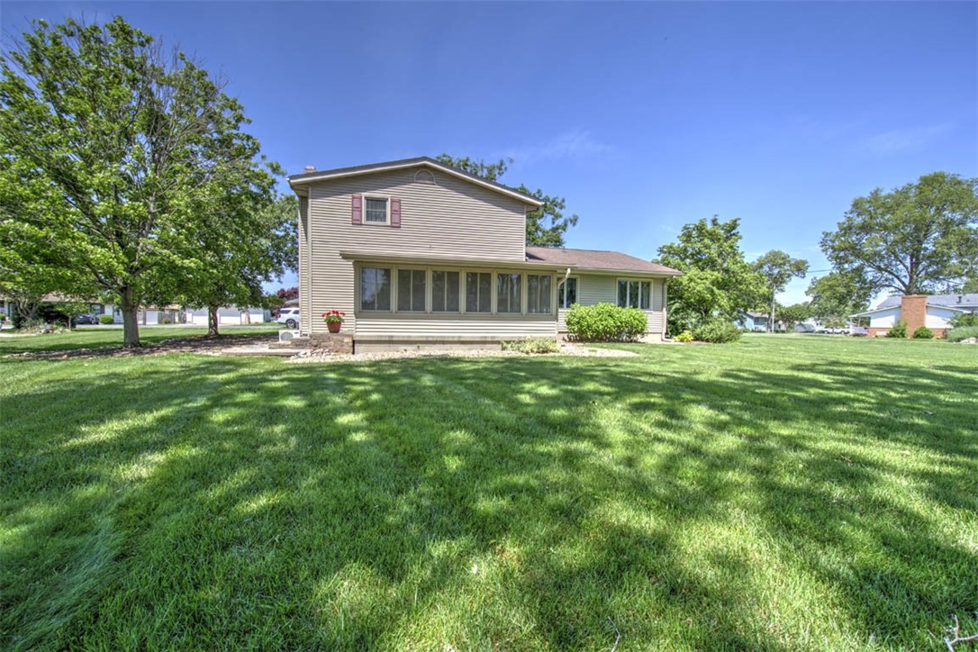 3012 Crestwood Drive Decatur, IL 62521 - Photo 30 of 36