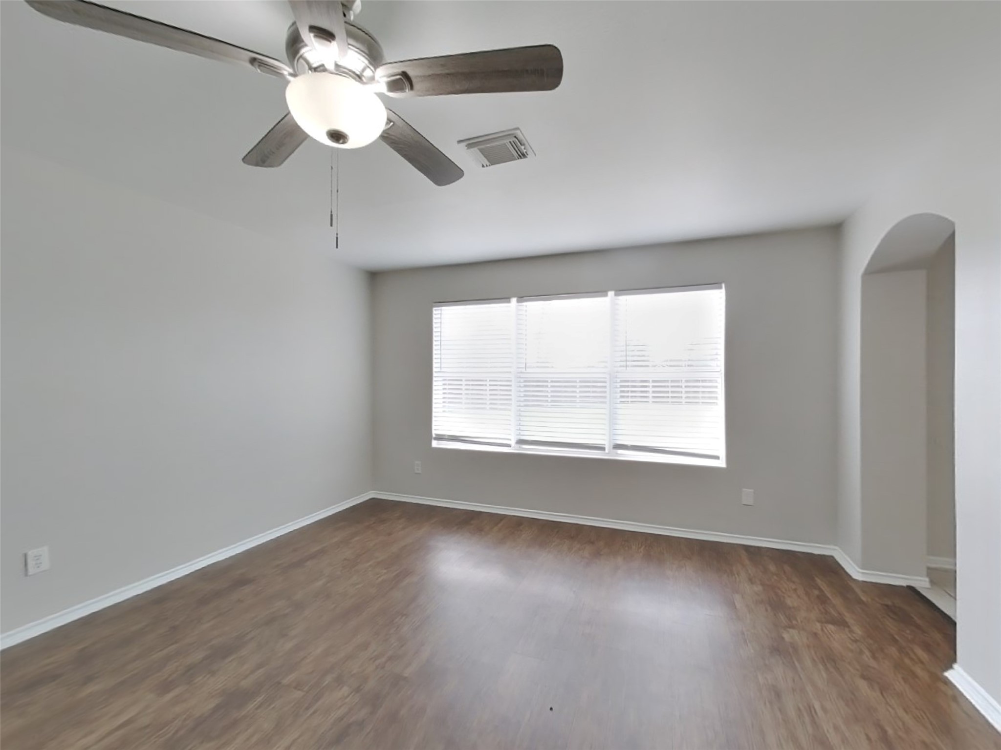 5521 Rio Alamo Street Rosharon, TX 77583 - Photo 3 of 17