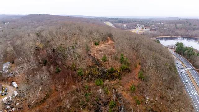 $160,000 | 17 Wall Street, Bolton, CT 06043