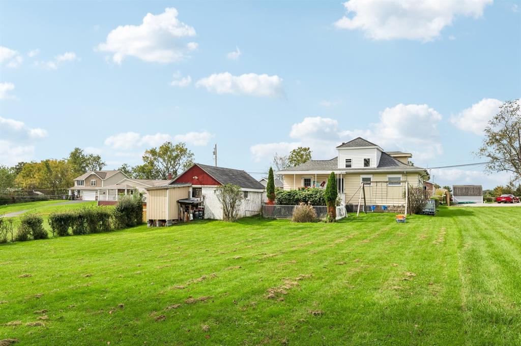 107 Hillview Road Clairton, PA 15025 - Photo 2 of 29 Gallery Image 2