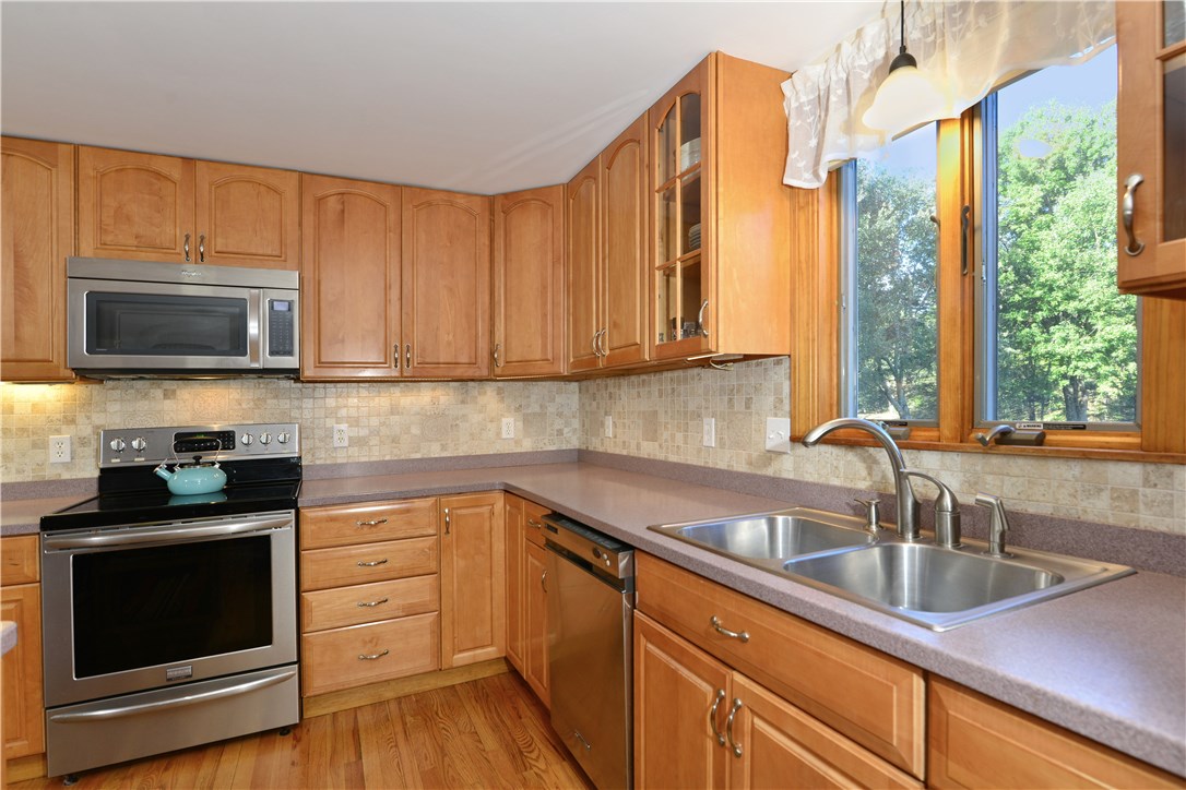 360 Potter Road North Kingstown, RI 02852 - Photo 13 of 32 Gallery Image 13