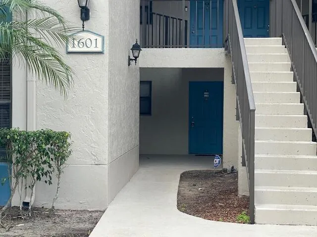 $2,100 | 1601 Balfour Point Drive, Unit B, West Palm Beach, FL 33411