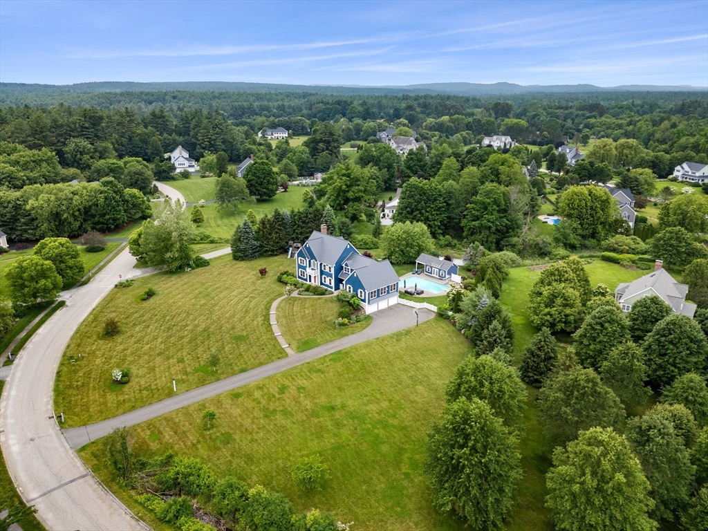 160 Wharton Row Groton, MA 01450 - Photo 3 of 42