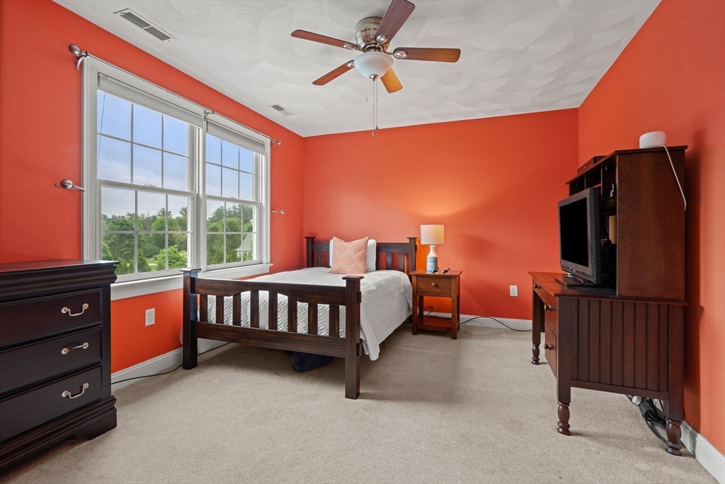 160 Wharton Row Groton, MA 01450 - Photo 32 of 42