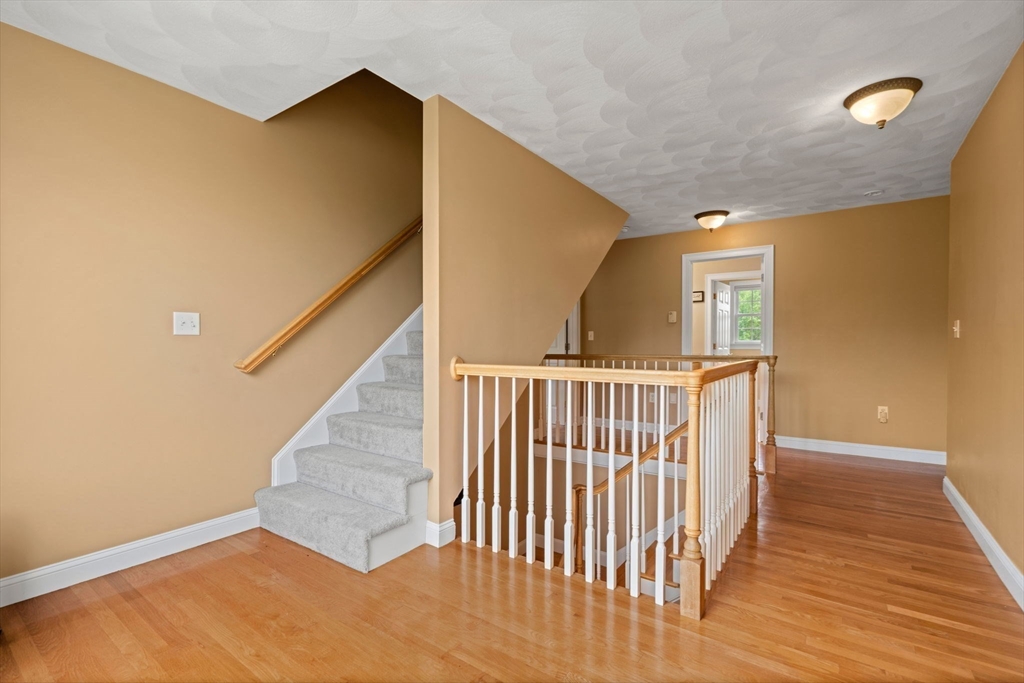 160 Wharton Row Groton, MA 01450 - Photo 34 of 42