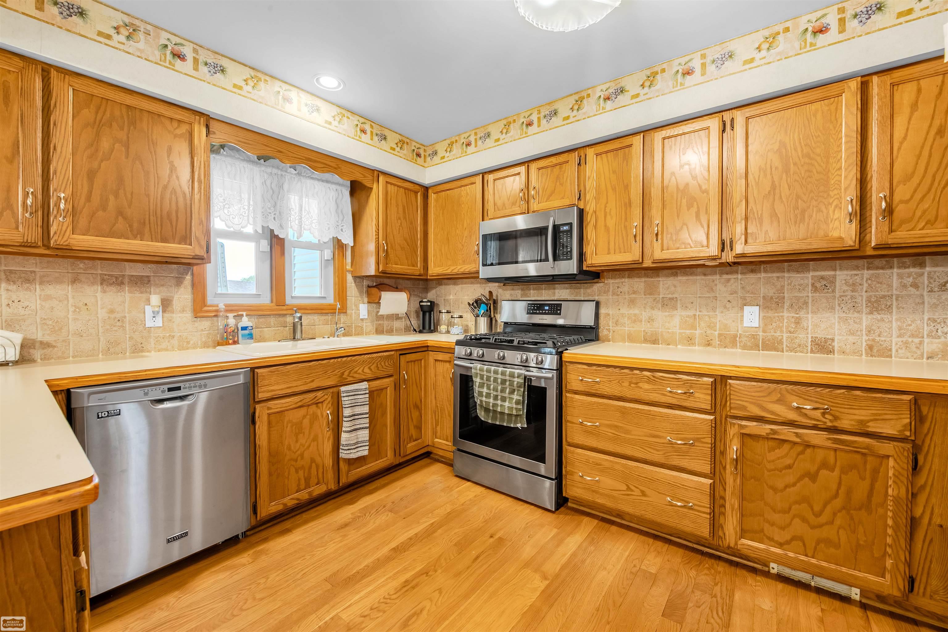 15760 Donald Road Capac, MI 48014 - Photo 10 of 47 Kitchen