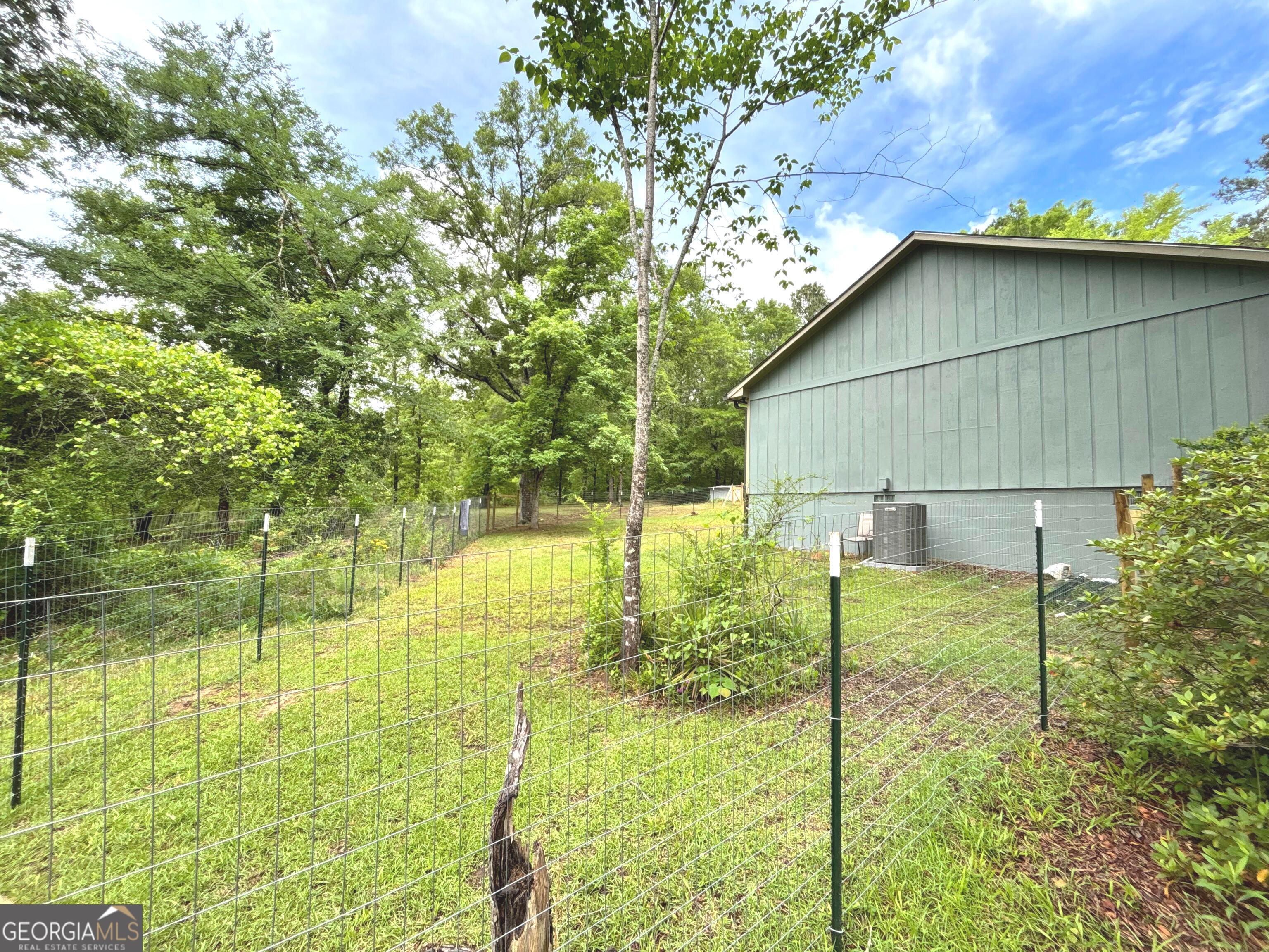 424 Smith Chapel Road Musella, GA 31066 - Photo 11 of 41