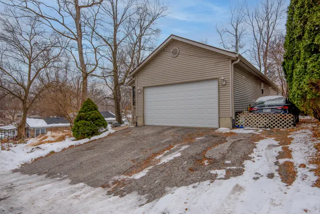 $315,000 | 4104-2 Sumac Road, Valparaiso, IN 46383