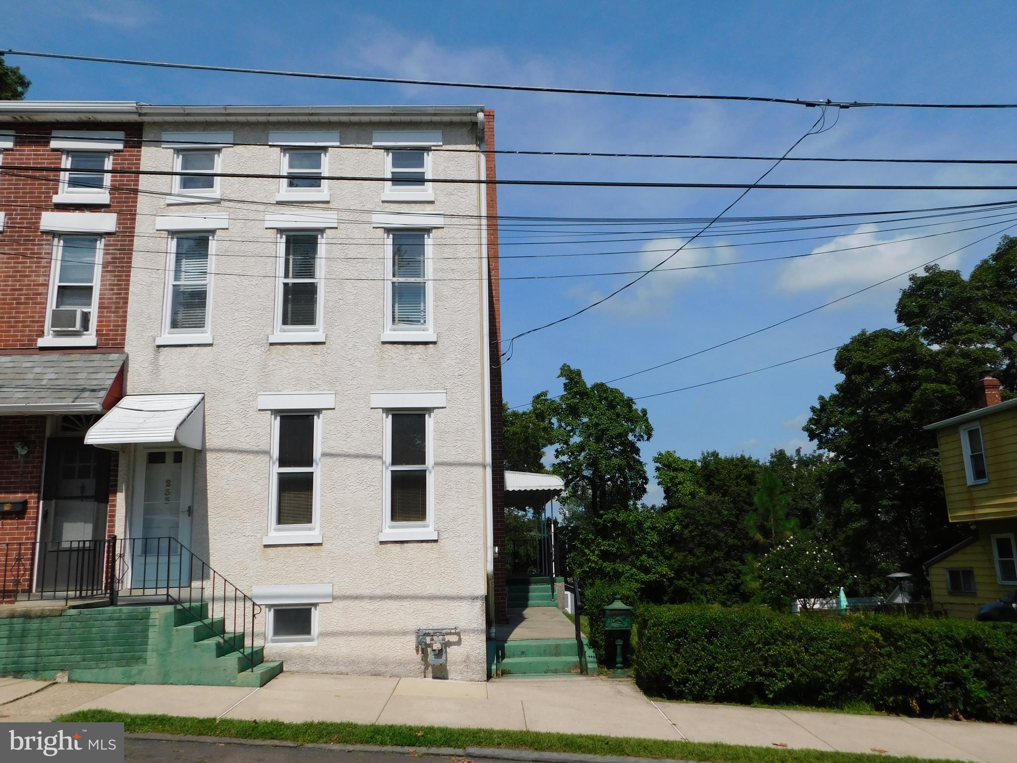 233 Chestnut Street Spring City, PA 19475 - Photo 1 of 23