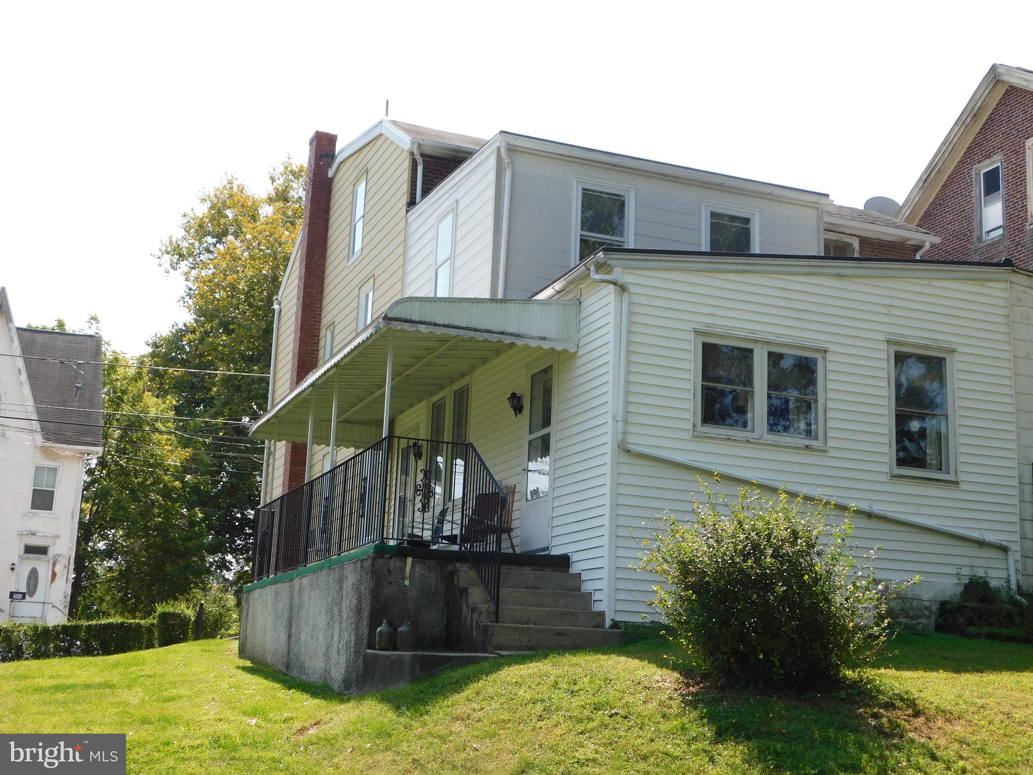 233 Chestnut Street Spring City, PA 19475 - Photo 16 of 23