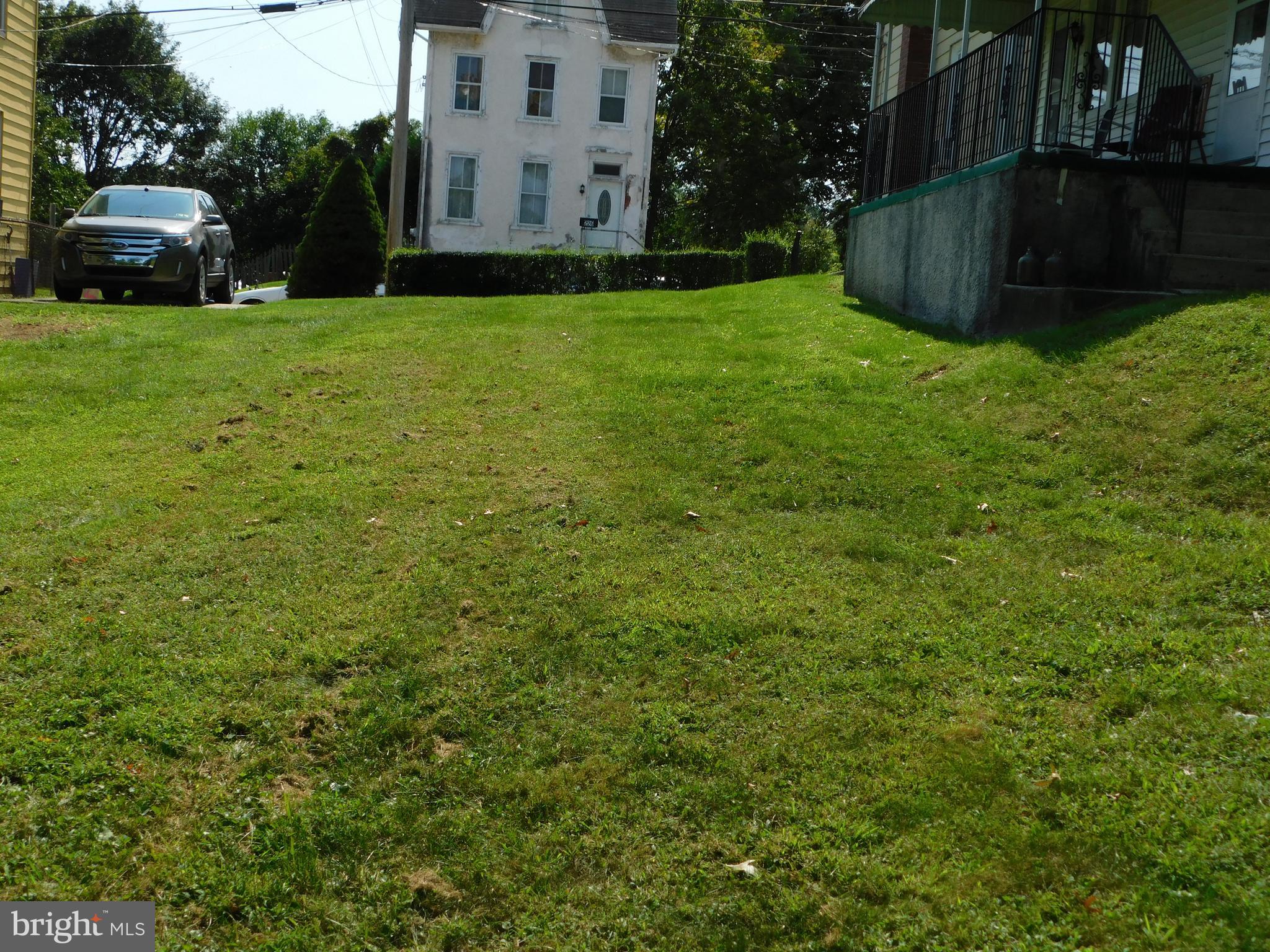233 Chestnut Street Spring City, PA 19475 - Photo 18 of 23