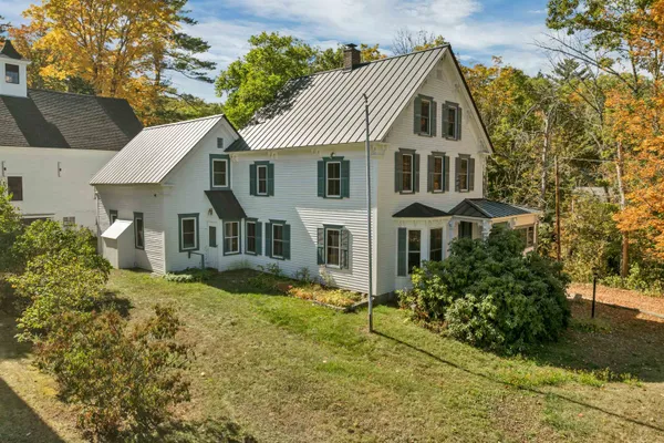 $695,000 | 829 Bearcamp Highway, Tamworth, NH 03883