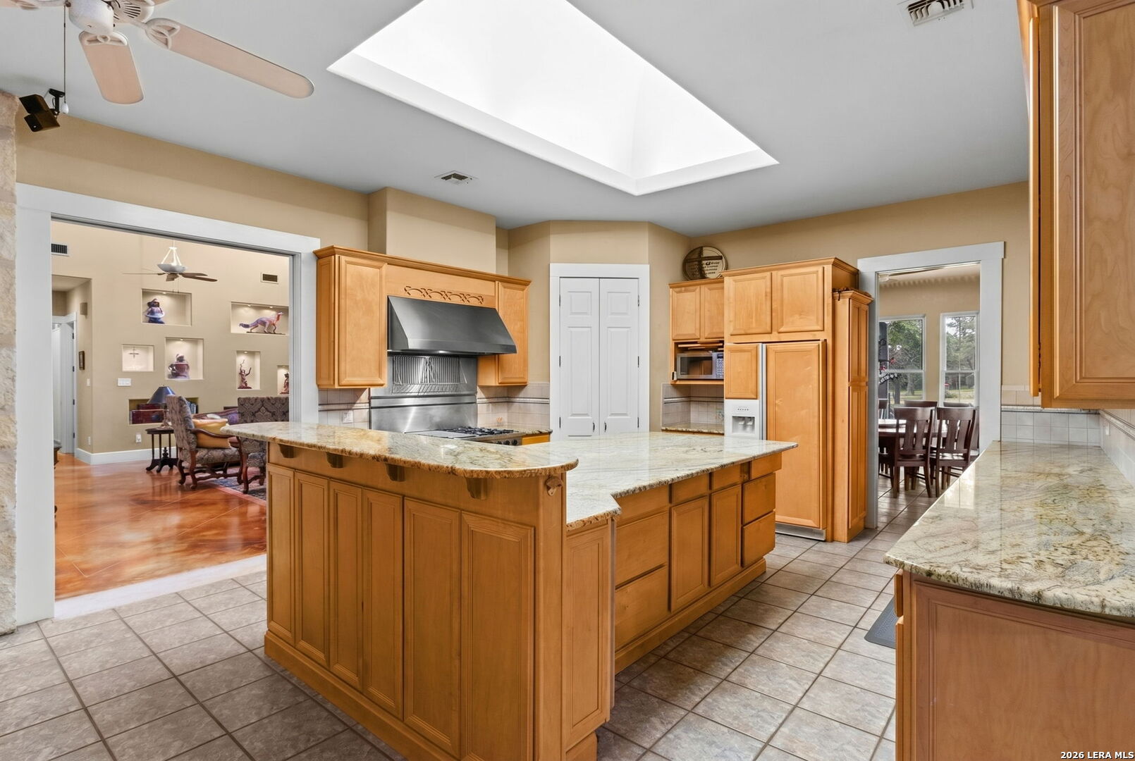 241 Ammann Road Boerne, TX 78015 - Photo 8 of 40