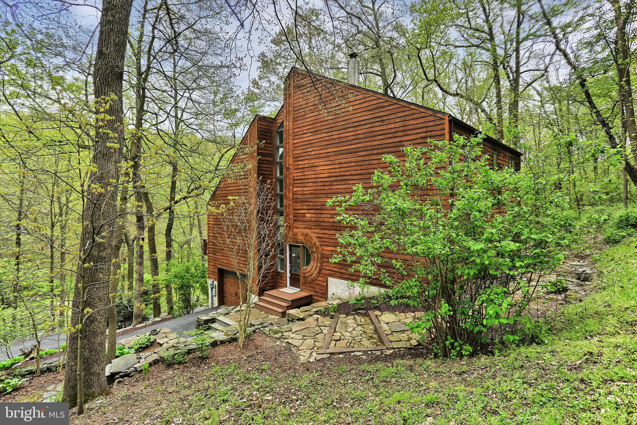 690 Kendale Road Red Lion, PA 17356 - Photo 5 of 59 Gallery Image 5