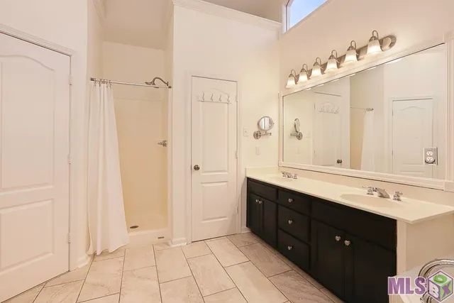 $450,000 | 12258 River Highlands Drive, St. Amant, LA 70774