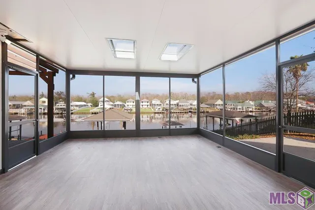 $450,000 | 12258 River Highlands Drive, St. Amant, LA 70774