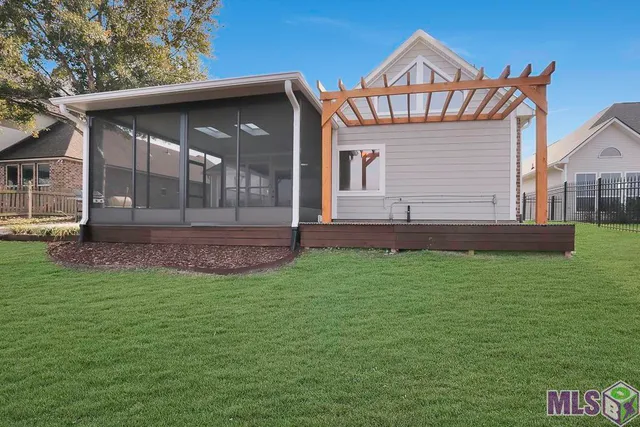 $450,000 | 12258 River Highlands Drive, St. Amant, LA 70774