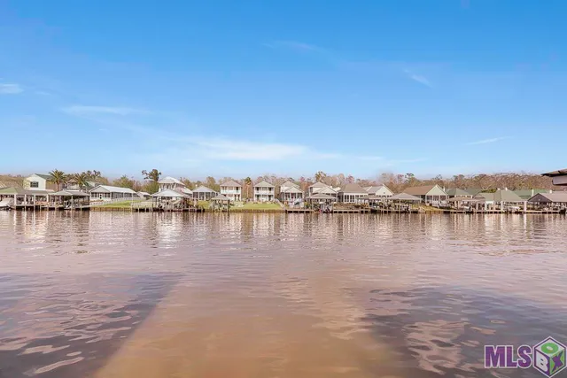 $450,000 | 12258 River Highlands Drive, St. Amant, LA 70774