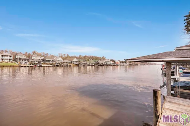 $450,000 | 12258 River Highlands Drive, St. Amant, LA 70774