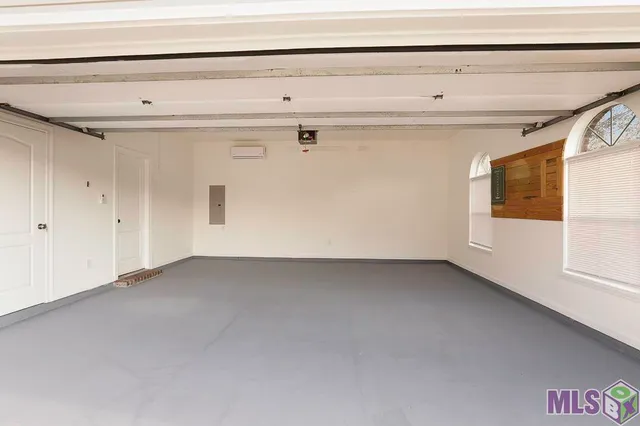 $450,000 | 12258 River Highlands Drive, St. Amant, LA 70774