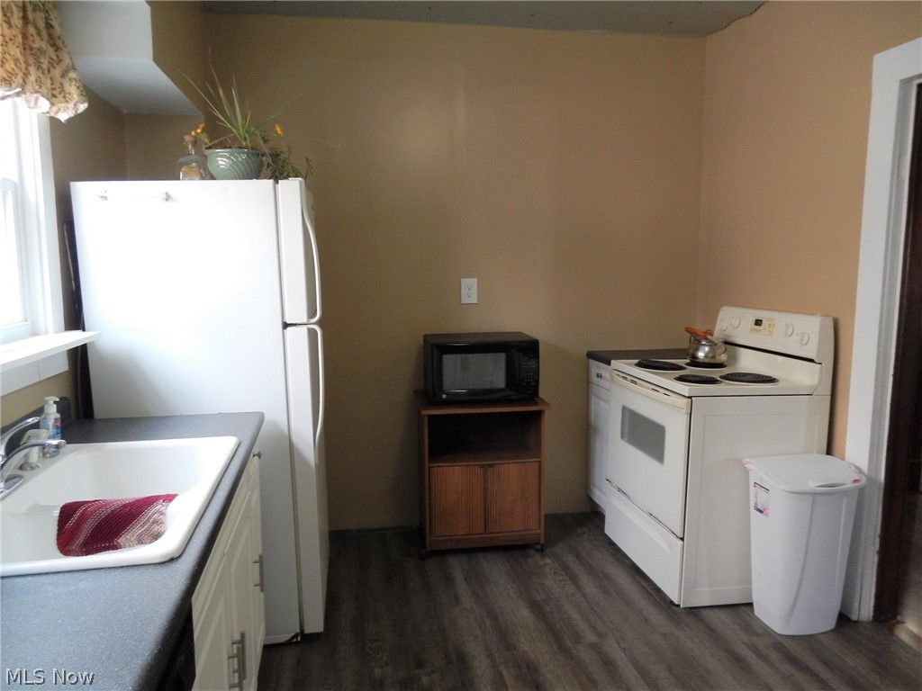 355 South 9th Street Coshocton, OH 43812 - Photo 16 of 35