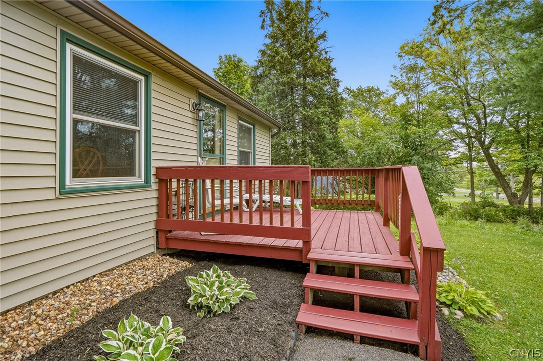 4621 Tucker Road Onondaga, NY 13215 - Photo 4 of 41 Front Deck