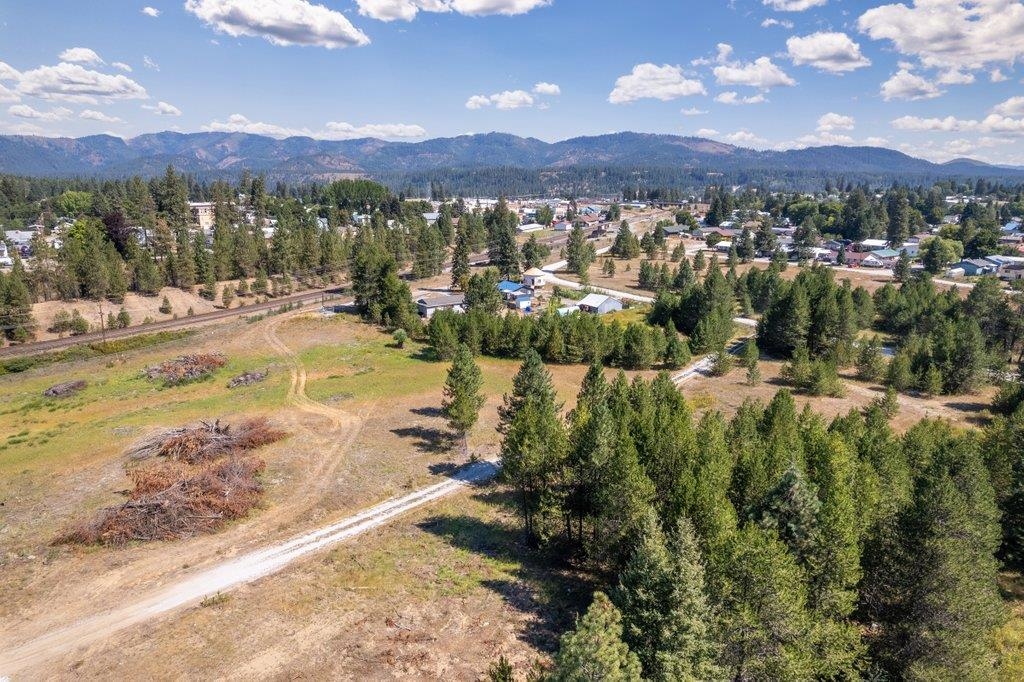 Nkn North Warren Avenue Newport, WA 99156 - Photo 11 of 17