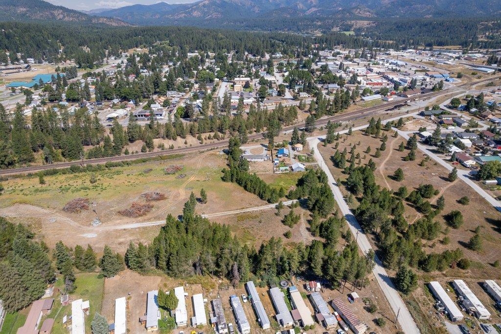 Nkn North Warren Avenue Newport, WA 99156 - Photo 4 of 17