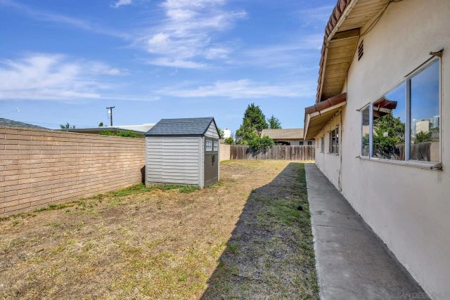 $2,100,000 | 8838 La Jolla Scenic Drive North, La Jolla, CA 92037