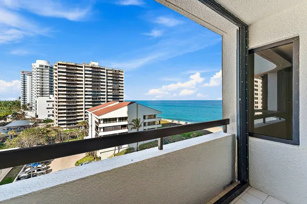 $5,000 | 4000 North Ocean Drive, Unit 703, Singer Island, FL 33404
