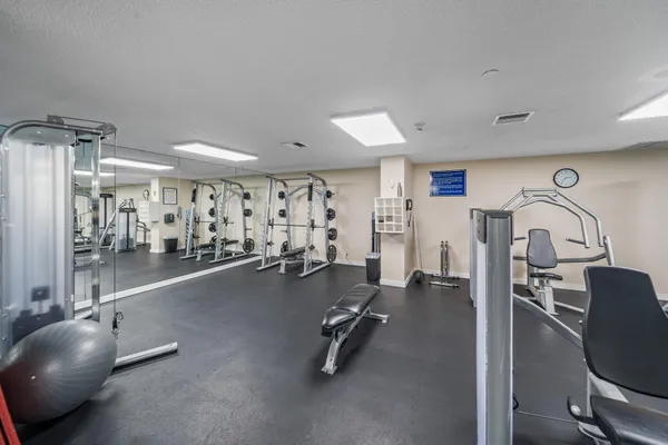 $5,000 | 4000 North Ocean Drive, Unit 703, Singer Island, FL 33404