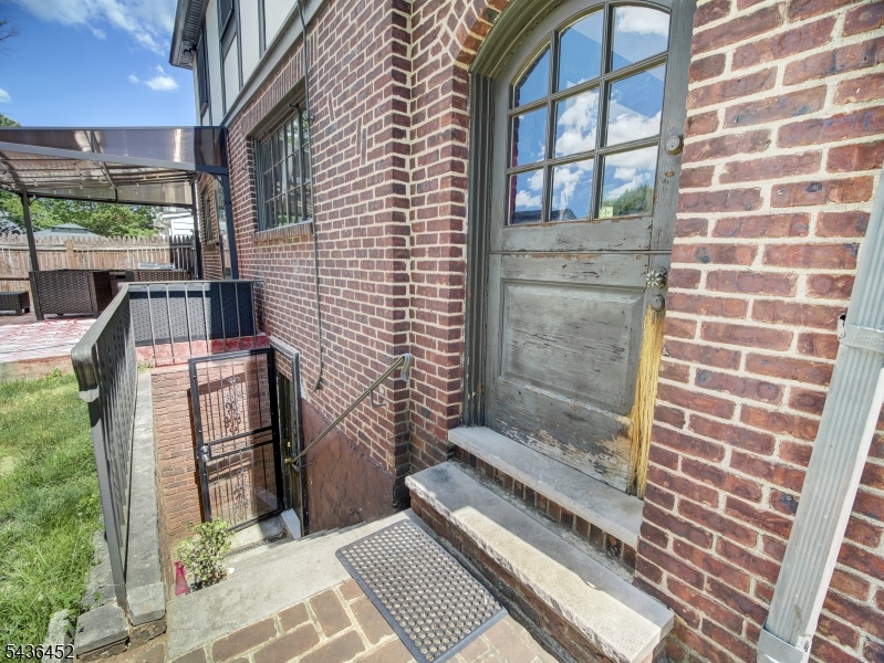 1136 Coolidge Road Elizabeth, NJ 07208 - Photo 19 of 24