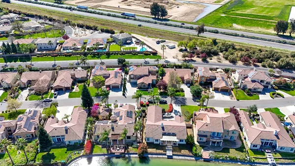$629,000 | 8815 Laguna Drive, Chowchilla, CA 93610