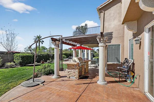 $629,000 | 8815 Laguna Drive, Chowchilla, CA 93610